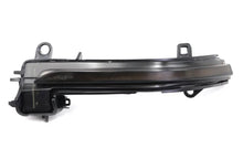 Lade das Bild in den Galerie-Viewer, RWAutomotive - LED Seitenblinker dynamisch smoke